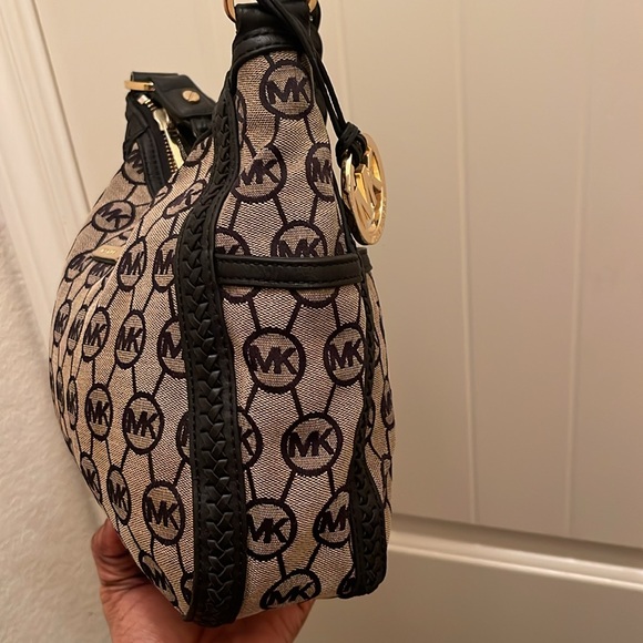 MICHAEL Michael Kors Black and Brown Logo Bag - Picture 13 of 16